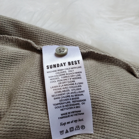 Aritzia - Sunday Best Dorthea Tank - Picture 10 of 13